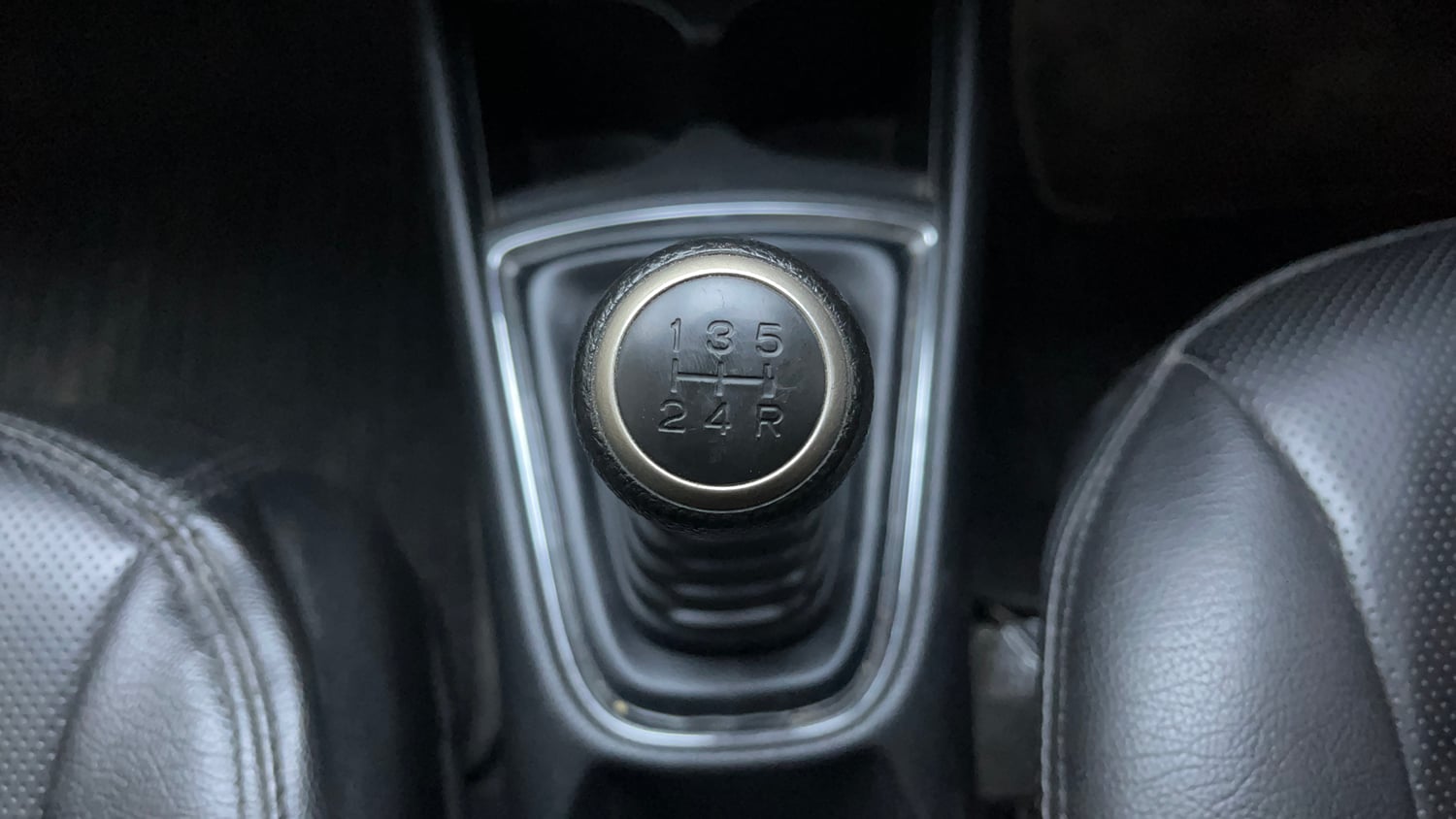 Used 2020 Honda Amaze 1.2 VX MT Petrol Petrol Manual interior GEAR  KNOB VIEW