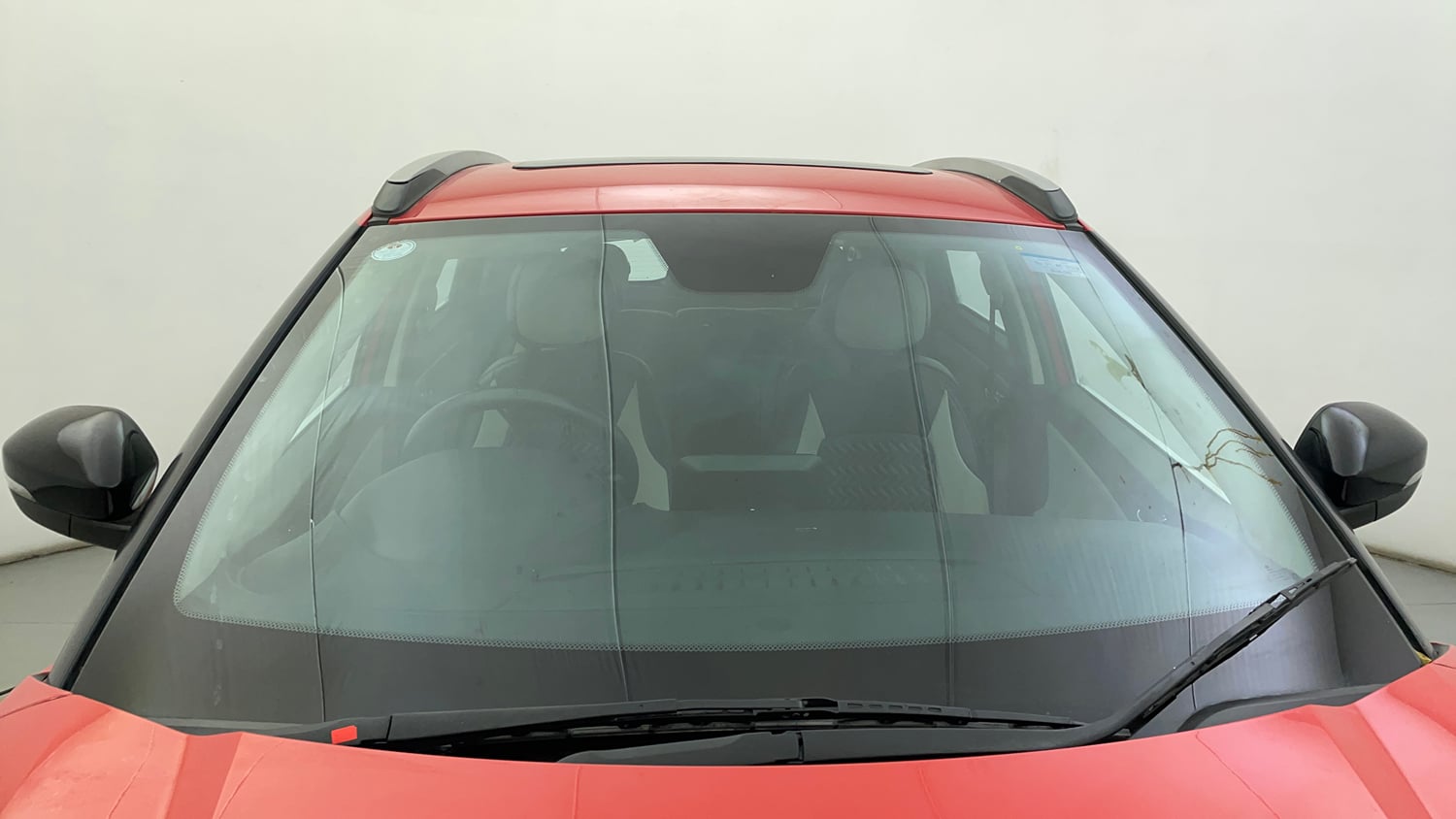 Used 2022 Tata Nexon XZA Plus (S) Petrol Automatic exterior FRONT WINDSHIELD VIEW