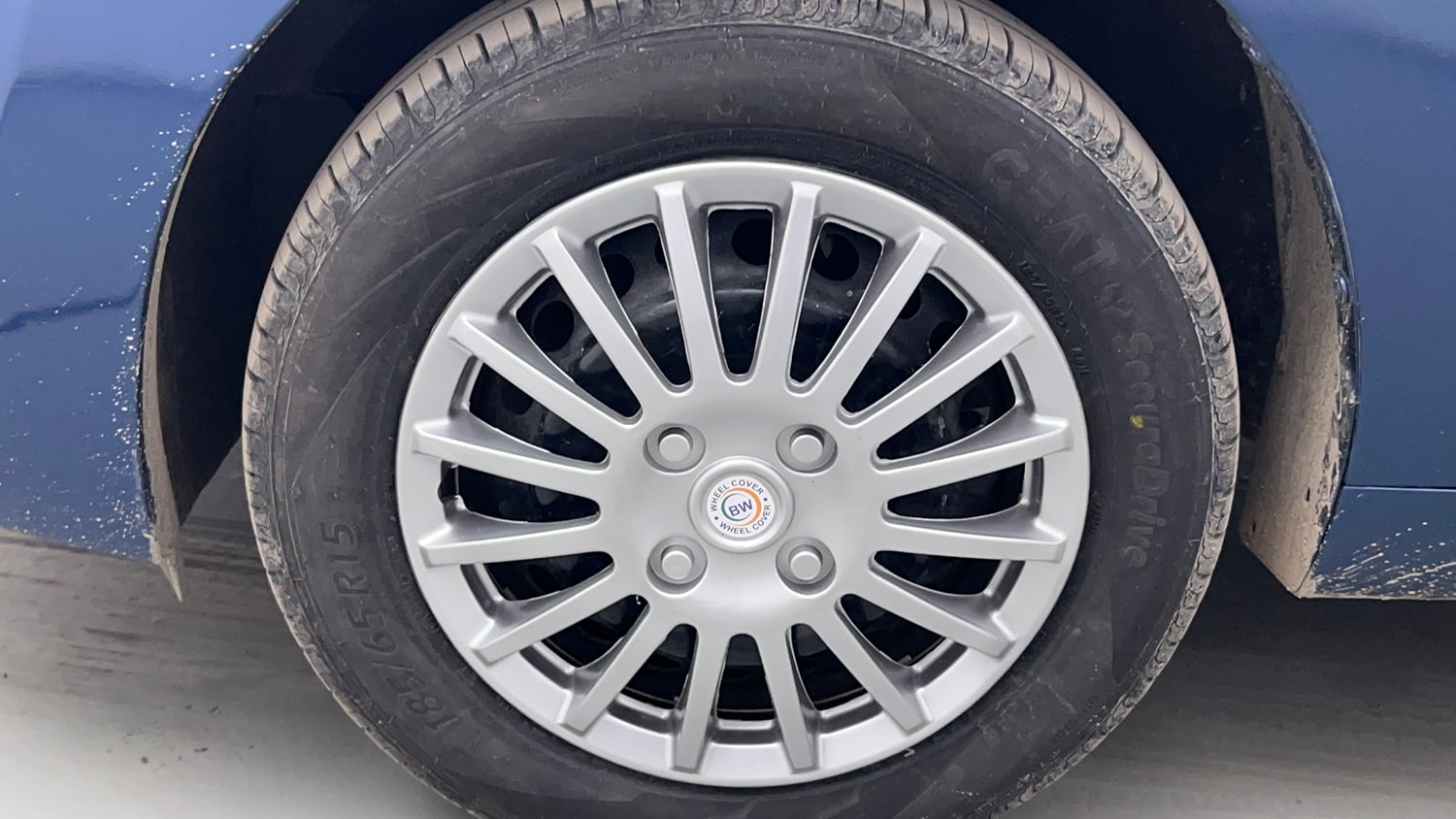Used 2019 Maruti Suzuki Baleno Delta Petrol Manual tyres LEFT FRONT TYRE RIM VIEW