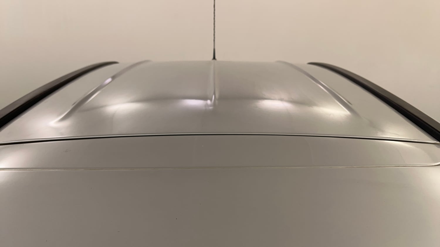 Used 2019 Mahindra KUV100 NXT K6 Plus 6 STR Petrol Manual exterior EXTERIOR ROOF VIEW