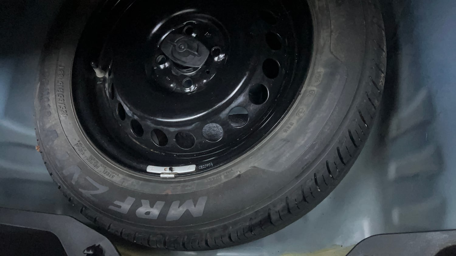 Used 2021 Maruti Suzuki Baleno Delta Petrol Manual tyres SPARE TYRE VIEW