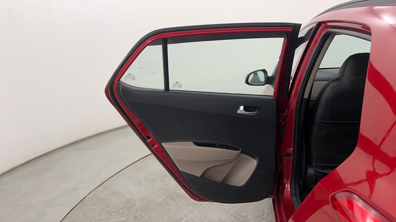 Used 2018 Hyundai Grand i10 Asta 1.2 Kappa VTVT Petrol Manual interior LEFT REAR DOOR OPEN VIEW
