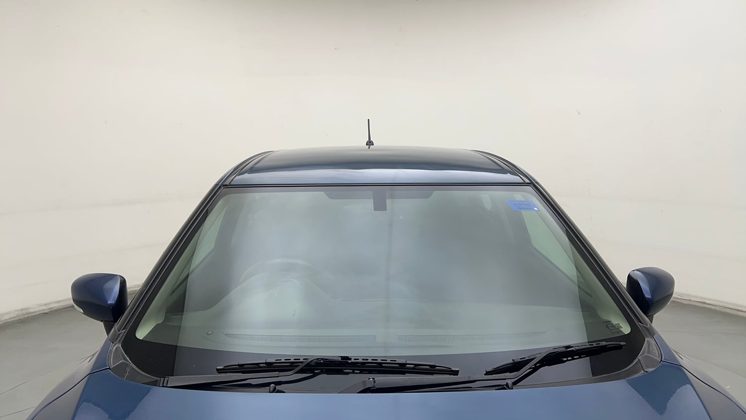 Used 2016 Maruti Suzuki Baleno Alpha 1.2 Petrol Manual exterior FRONT WINDSHIELD VIEW