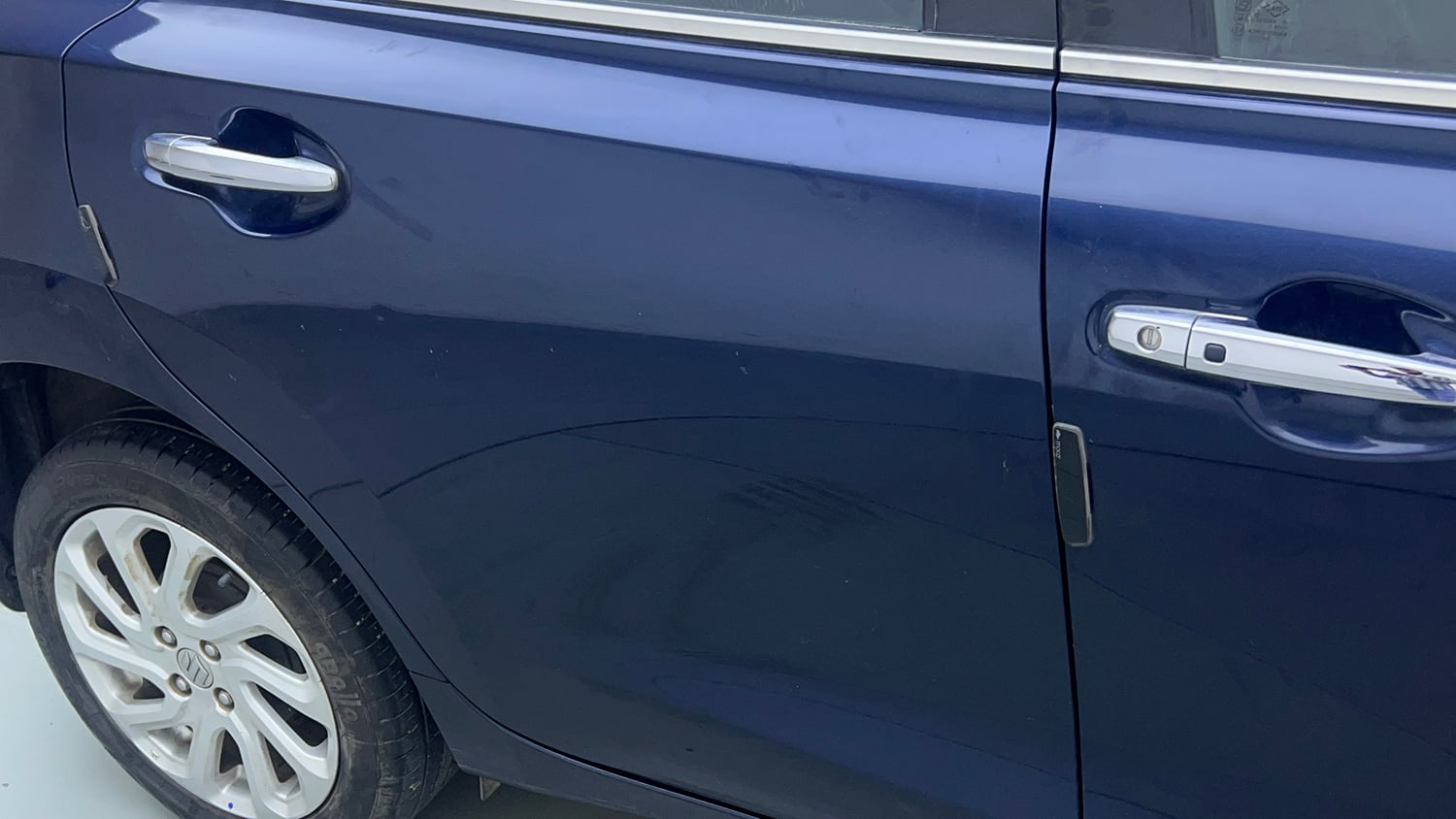Used 2023 Maruti Suzuki Baleno Zeta MT Petrol Manual dents MINOR SCRATCH