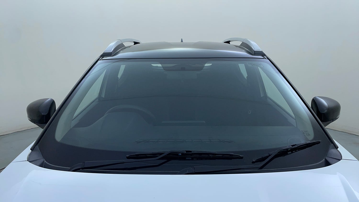 Used 2021 Renault Kiger RXZ Turbo CVT Dual Tone Petrol Automatic exterior FRONT WINDSHIELD VIEW