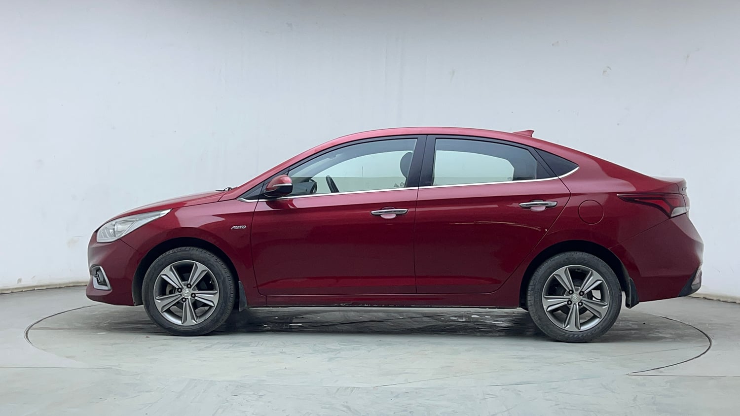 Used 2018 Hyundai Verna SX (O) 1.6 VTVT AT Petrol Automatic exterior LEFT SIDE VIEW