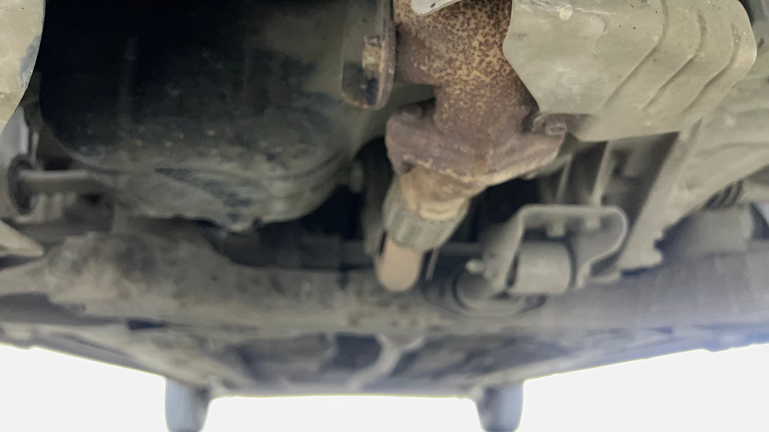 Used 2022 hyundai Santro Sportz Executive CNG Cng Manual extra FRONT LEFT UNDERBODY VIEW
