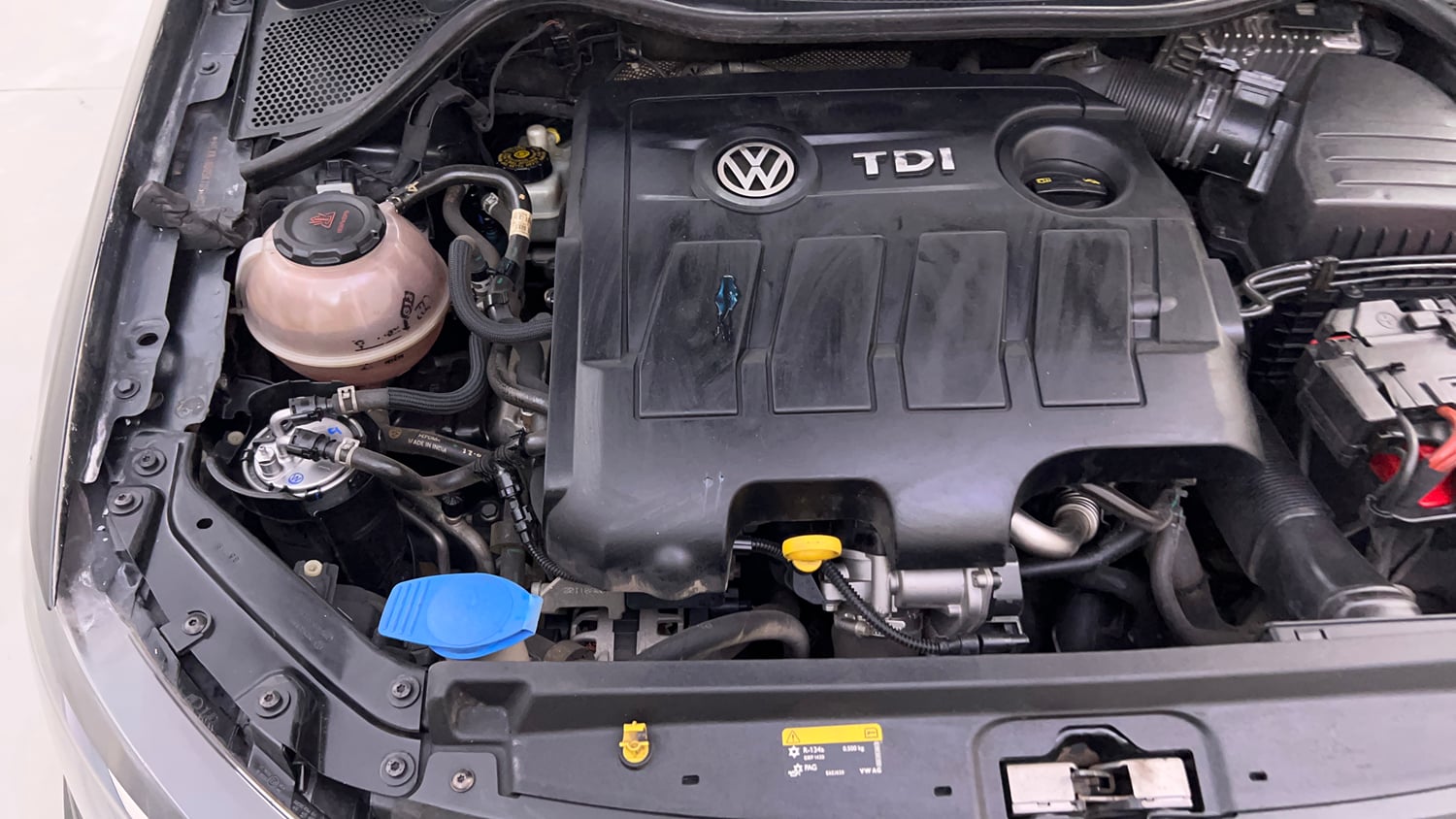 Used 2019 Volkswagen Ameo Highline Plus 1.5L (D) Diesel Manual engine ENGINE RIGHT SIDE VIEW
