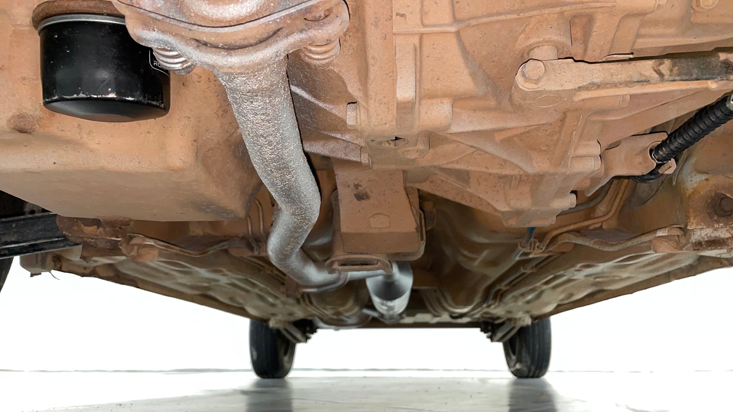 Used 2016 Maruti Suzuki Alto K10 VXi Petrol Manual extra FRONT LEFT UNDERBODY VIEW