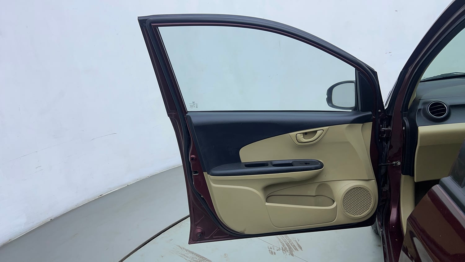 Used 2016 Honda Amaze 1.2 VX AT i-VTEC Petrol Automatic interior LEFT FRONT DOOR OPEN VIEW