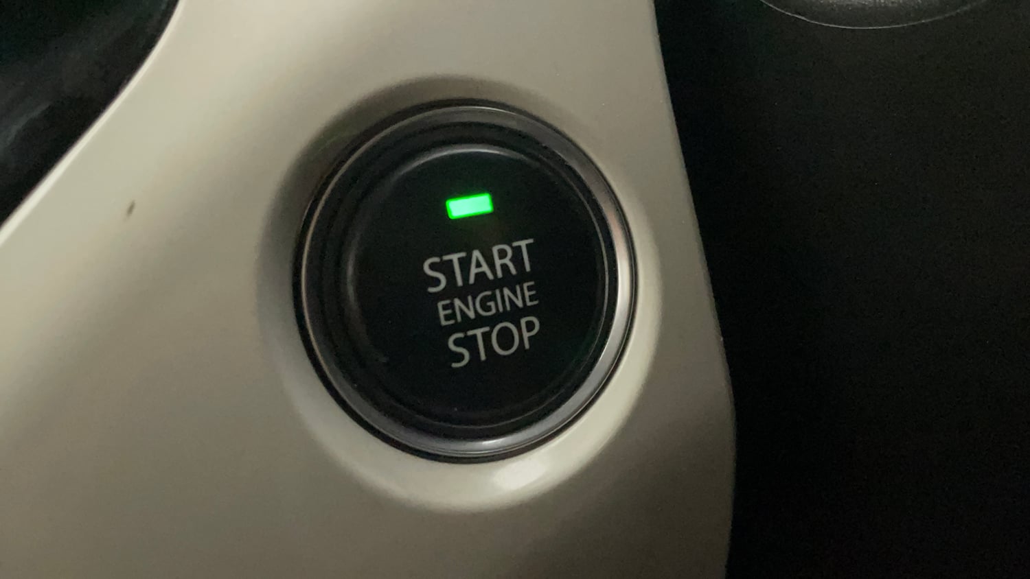 Used 2022 Tata Nexon XZA Plus (S) Petrol Automatic top_features Keyless start