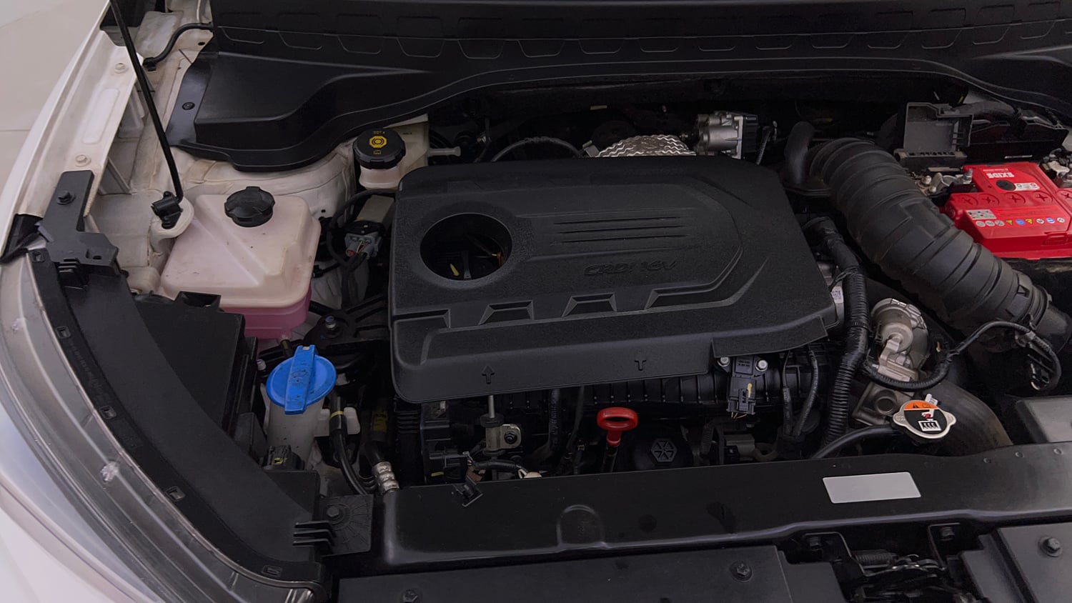 Used 2022 Kia Sonet HTX 1.5 AT Diesel Automatic engine ENGINE RIGHT SIDE VIEW