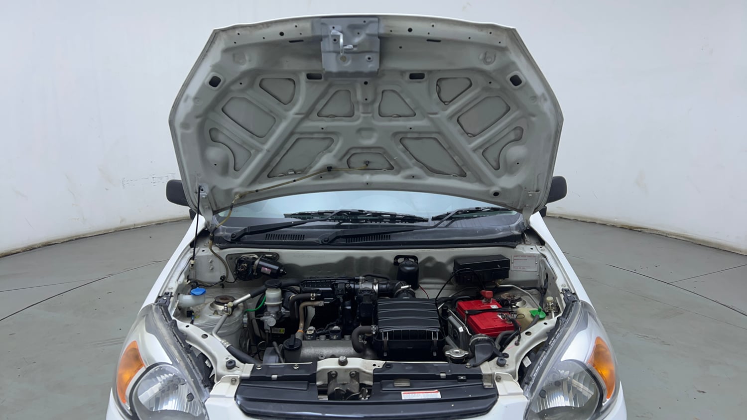 Used 2018 Maruti Suzuki Alto 800 LXi Petrol Manual engine ENGINE & BONNET OPEN FRONT VIEW