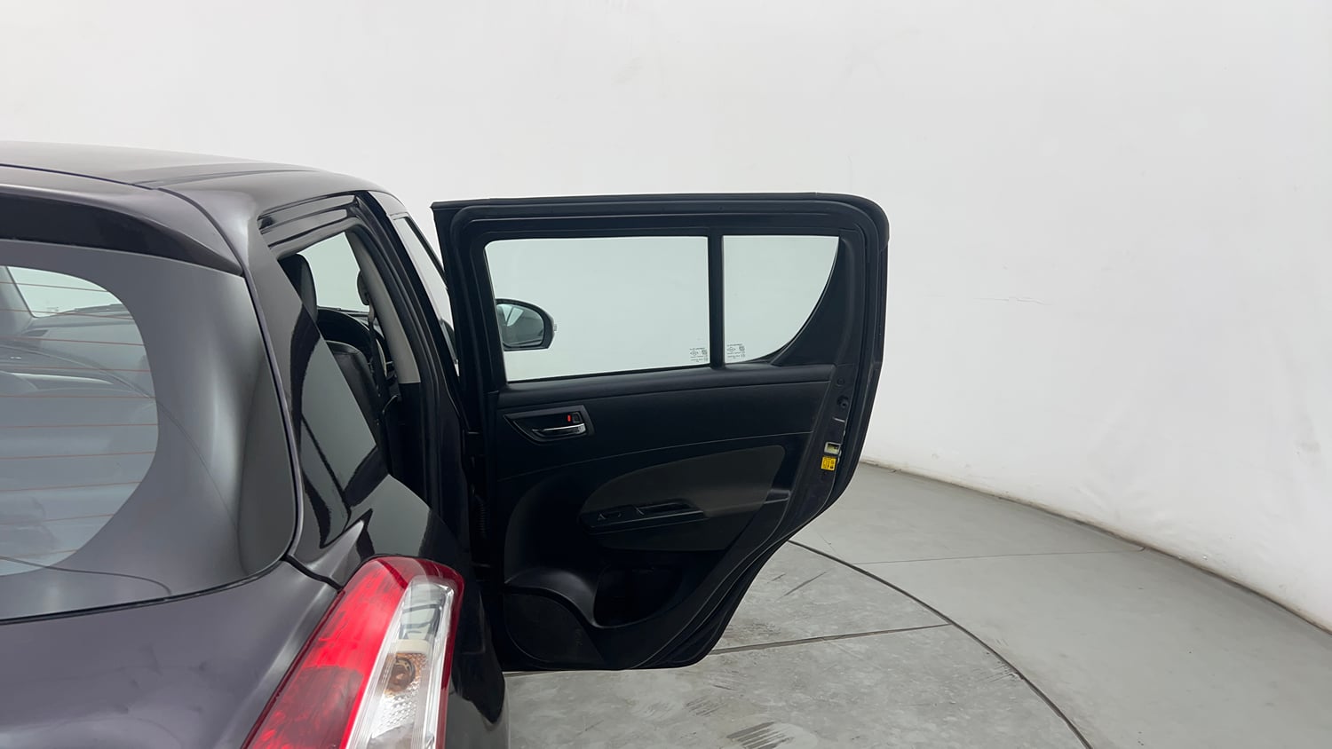 Used 2016 Maruti Suzuki Swift ZXi Petrol Manual interior RIGHT REAR DOOR OPEN VIEW