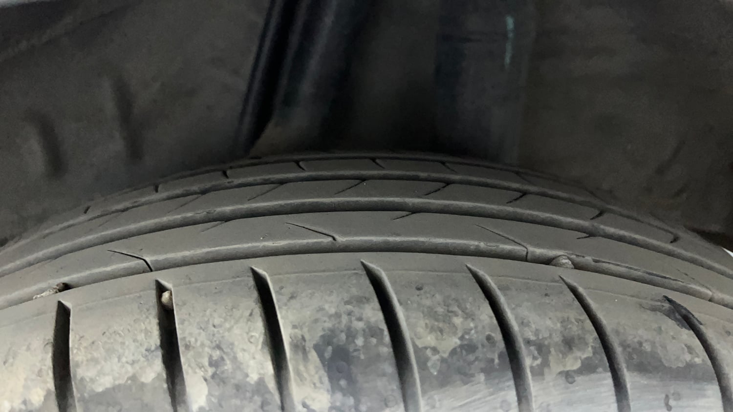 Used 2020 Honda Amaze 1.2 VX MT Petrol Petrol Manual tyres LEFT REAR TYRE TREAD VIEW
