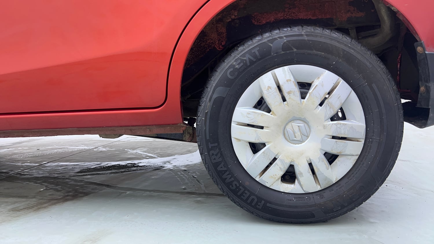 Used 2023 Maruti Suzuki Alto 800 LXi (O) Petrol Manual tyres LEFT REAR TYRE RIM VIEW