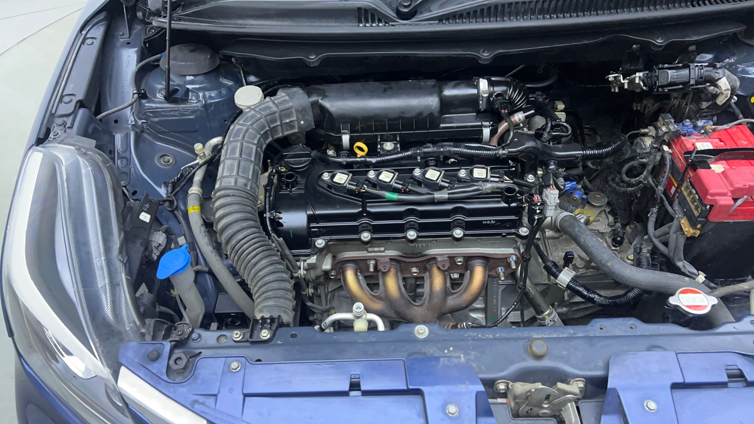 Used 2021 Maruti Suzuki Baleno Delta Petrol Manual engine ENGINE RIGHT SIDE VIEW
