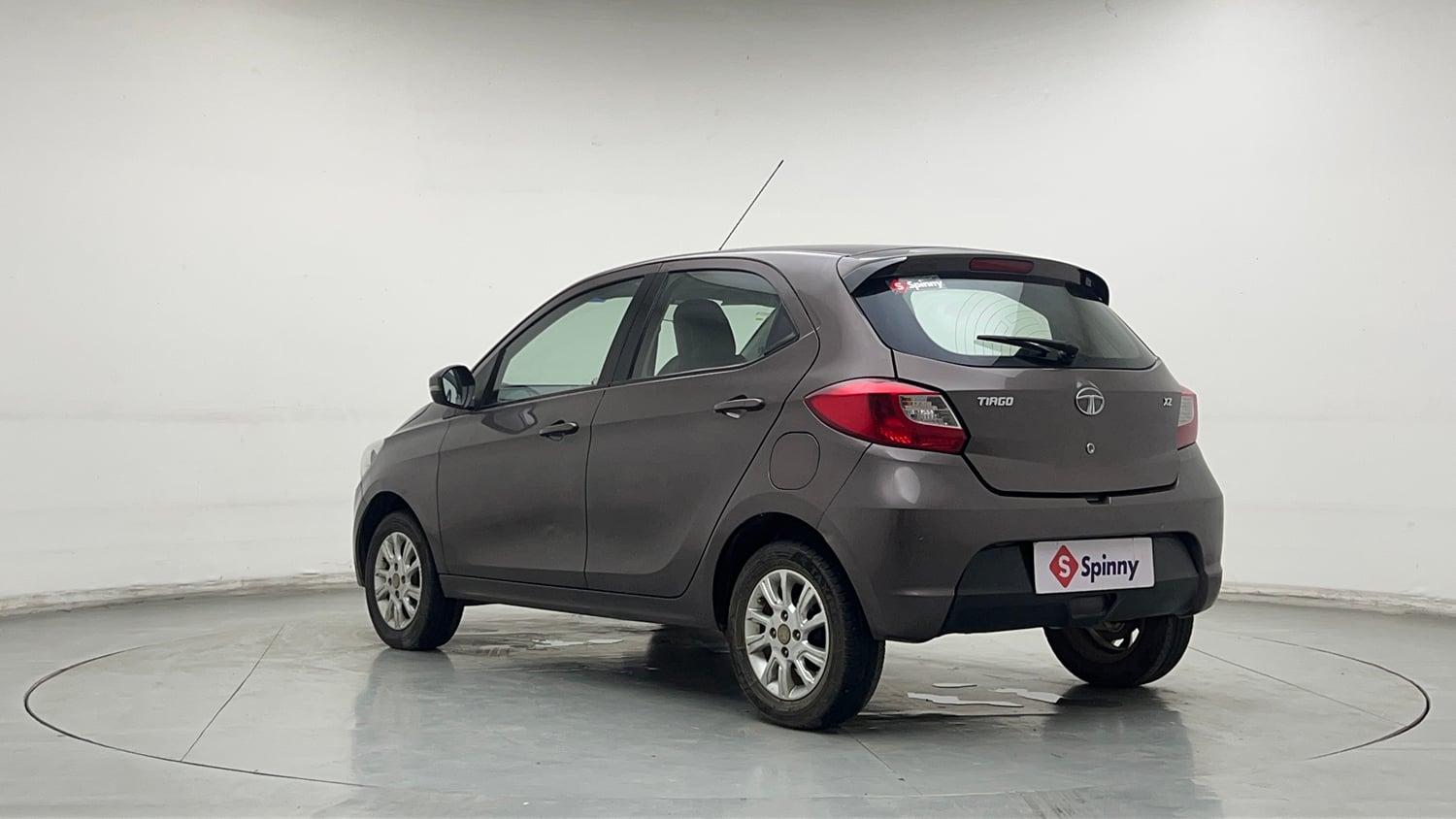 Used 2017 Tata Tiago Revotron XZ Petrol Manual exterior LEFT REAR CORNER VIEW
