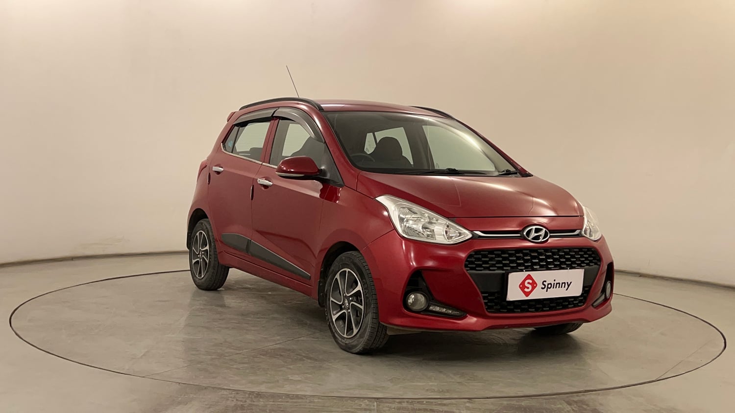 Used 2018 Hyundai Grand i10 Asta 1.2 Kappa VTVT Petrol Manual exterior RIGHT FRONT CORNER VIEW