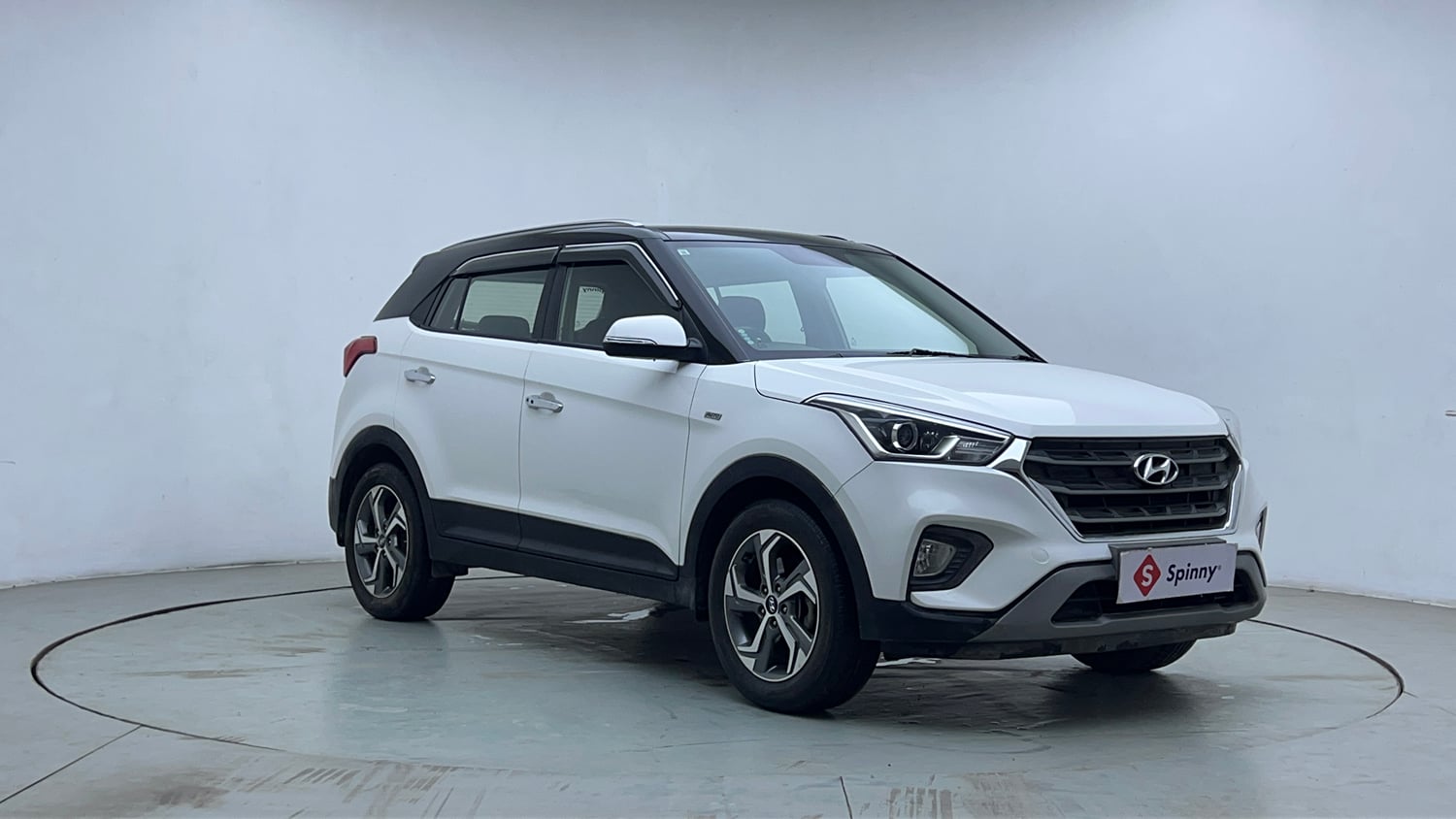 Used 2018 Hyundai Creta SX 1.6 AT Petrol Petrol Automatic exterior RIGHT FRONT CORNER VIEW