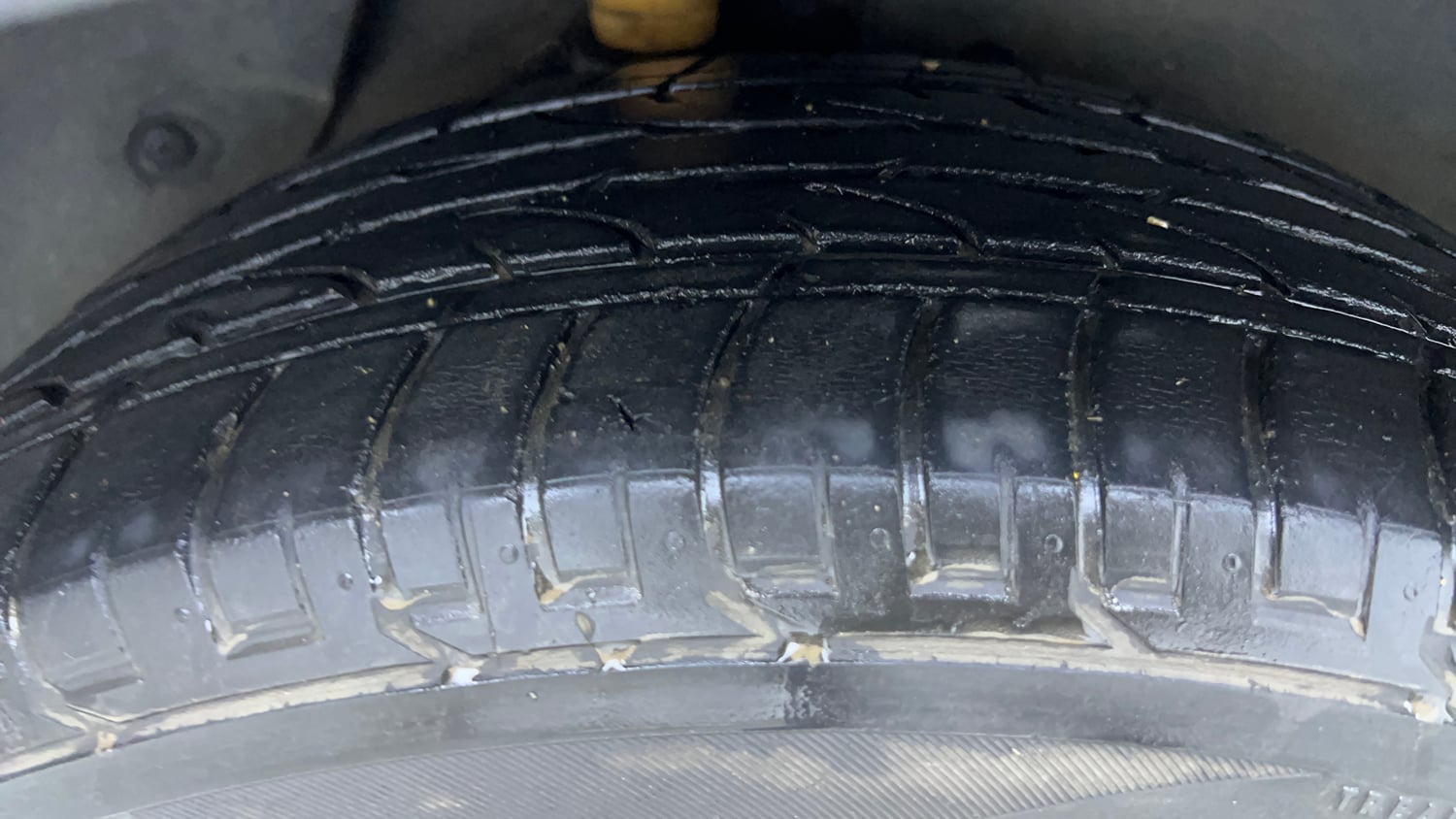 Used 2018 Hyundai Creta SX 1.6 AT Petrol Petrol Automatic tyres RIGHT REAR TYRE TREAD VIEW
