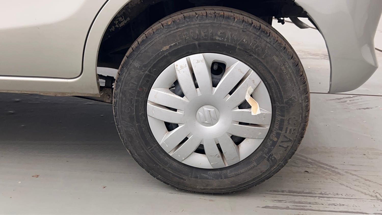 Used 2020 Maruti Suzuki Alto 800 LXi Petrol Manual tyres LEFT REAR TYRE RIM VIEW