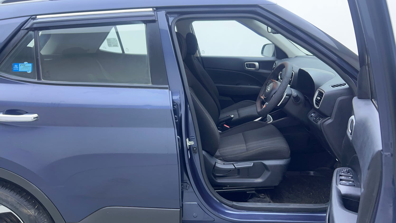 Used 2021 Hyundai Venue SX Plus 1.0 Turbo DCT Petrol Automatic interior RIGHT SIDE FRONT DOOR CABIN VIEW