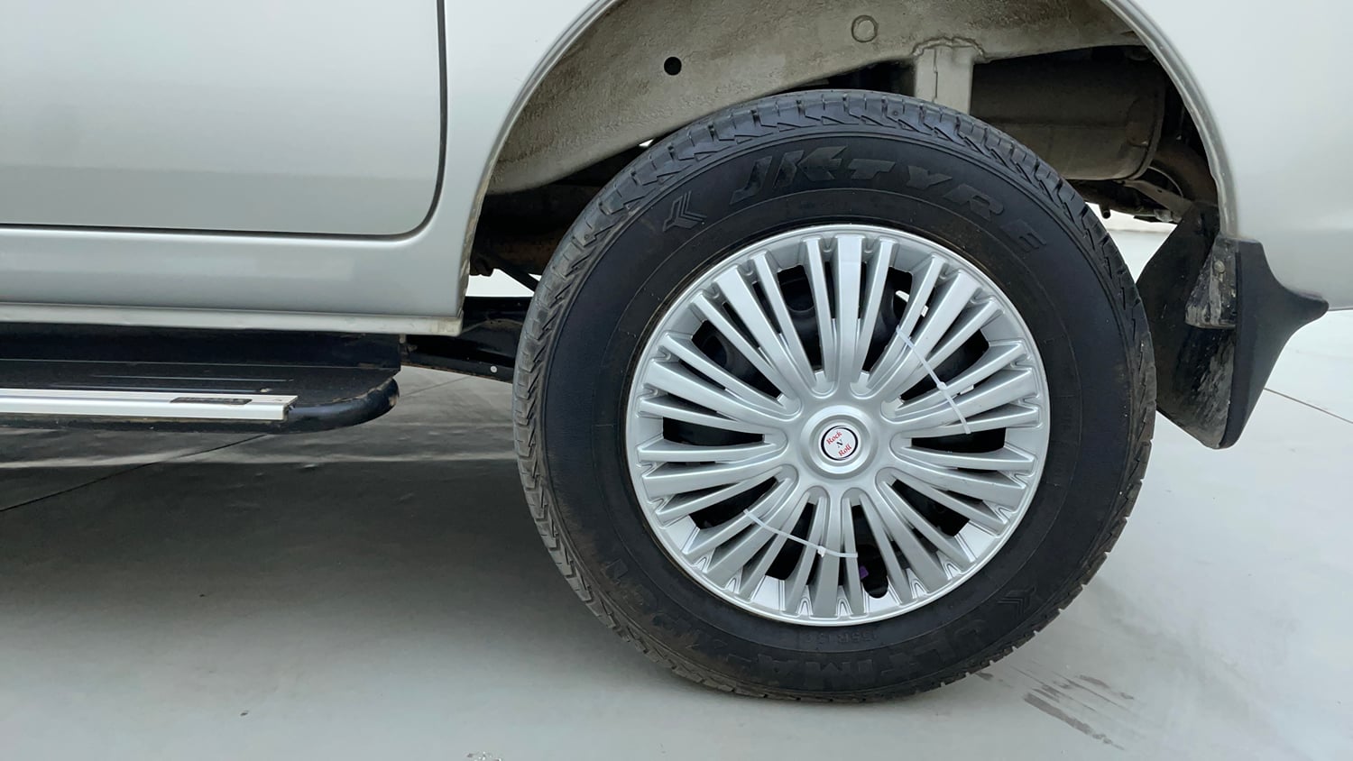 Used 2025 Maruti Suzuki Eeco 5 STR AC Petrol Manual tyres LEFT REAR TYRE RIM VIEW