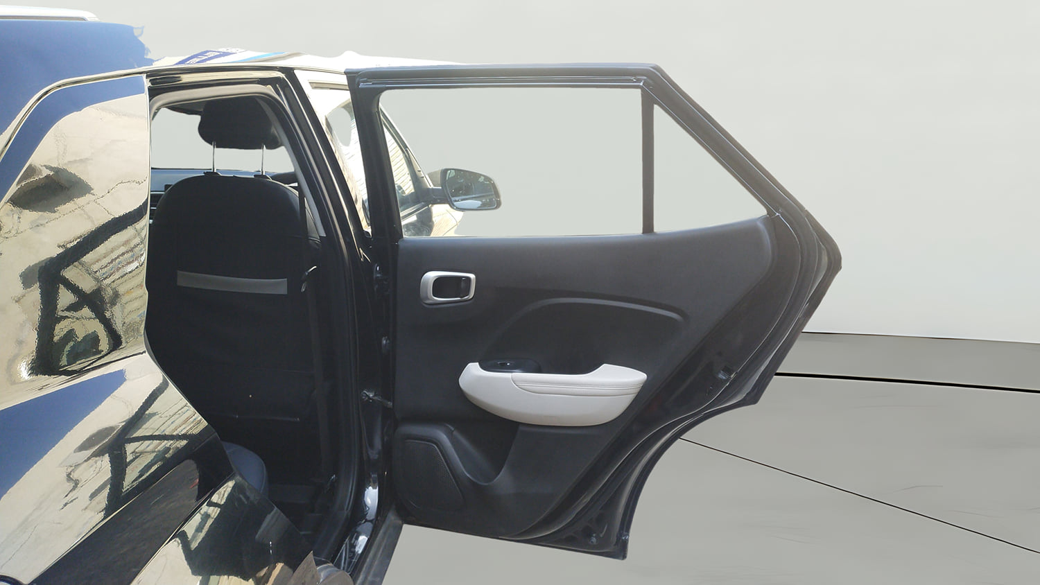 Used 2023 Hyundai Venue SX (O) 1.0 Turbo DCT Petrol Automatic interior RIGHT REAR DOOR OPEN VIEW