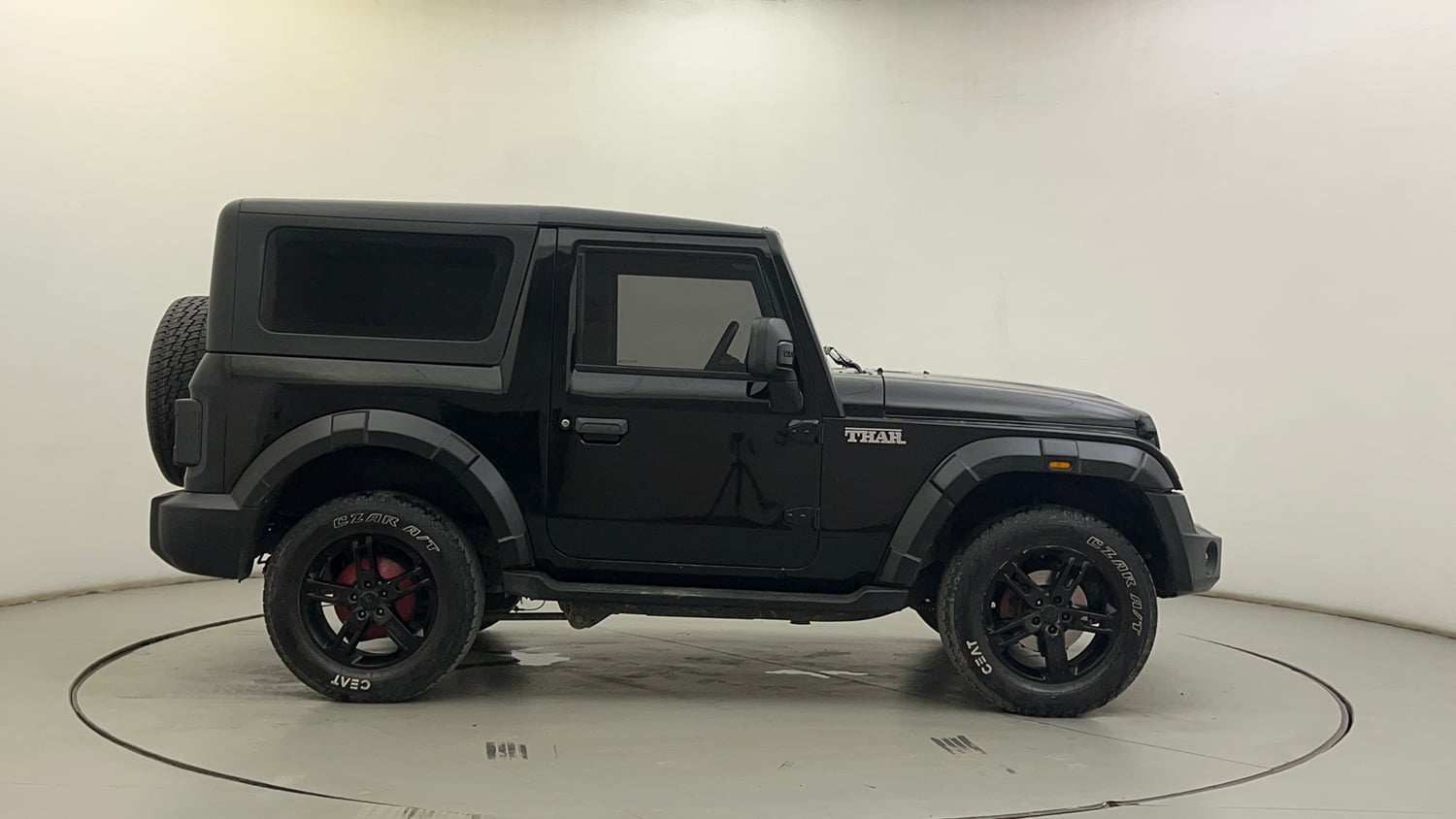Used 2022 mahindra Thar LX Hard Top Petrol AT 4WD Petrol Automatic exterior RIGHT SIDE VIEW