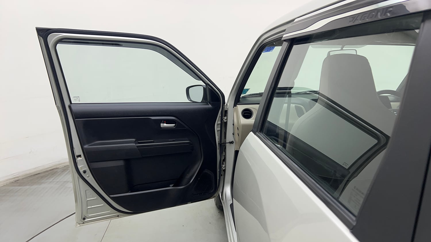 Used 2020 Maruti Suzuki Wagon R VXi 1.2 Petrol Manual interior LEFT FRONT DOOR OPEN VIEW