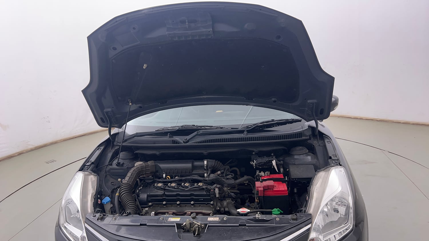 Used 2018 Maruti Suzuki Baleno Delta 1.2 Petrol Manual engine ENGINE & BONNET OPEN FRONT VIEW