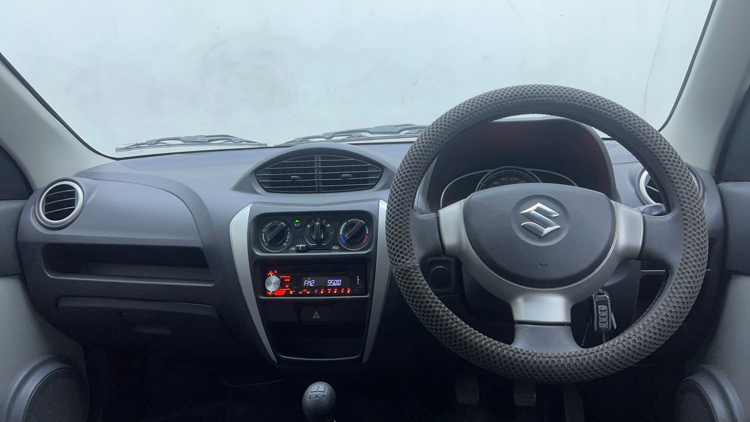Used 2018 Maruti Suzuki Alto 800 LXi Petrol Manual interior DASHBOARD VIEW