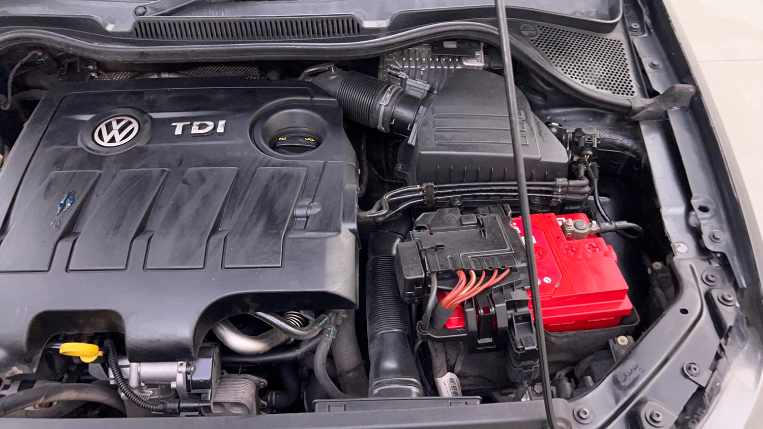 Used 2019 Volkswagen Ameo Highline Plus 1.5L (D) Diesel Manual engine ENGINE LEFT SIDE VIEW