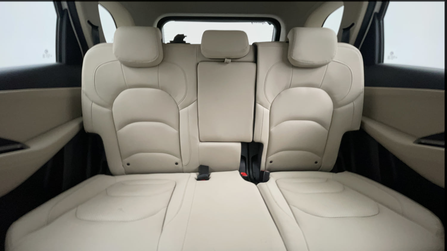 Used 2024 MG Motors Hector Sharp Pro 1.5 Turbo CVT Petrol Automatic interior REAR SEAT CONDITION VIEW