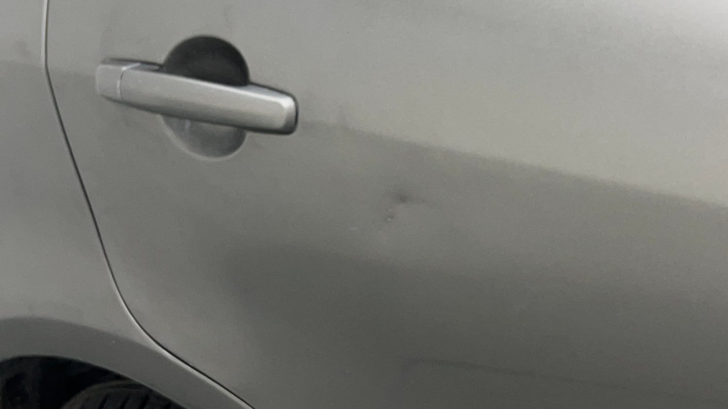 Used 2015 Maruti Suzuki Swift Dzire VXI Petrol Manual dents MINOR SCRATCH