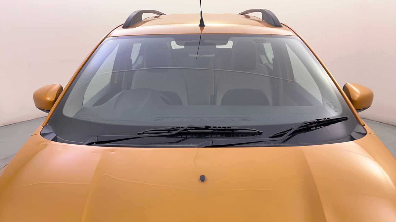 Used 2020 Renault Triber RXZ EASY-R AMT Petrol Automatic exterior FRONT WINDSHIELD VIEW