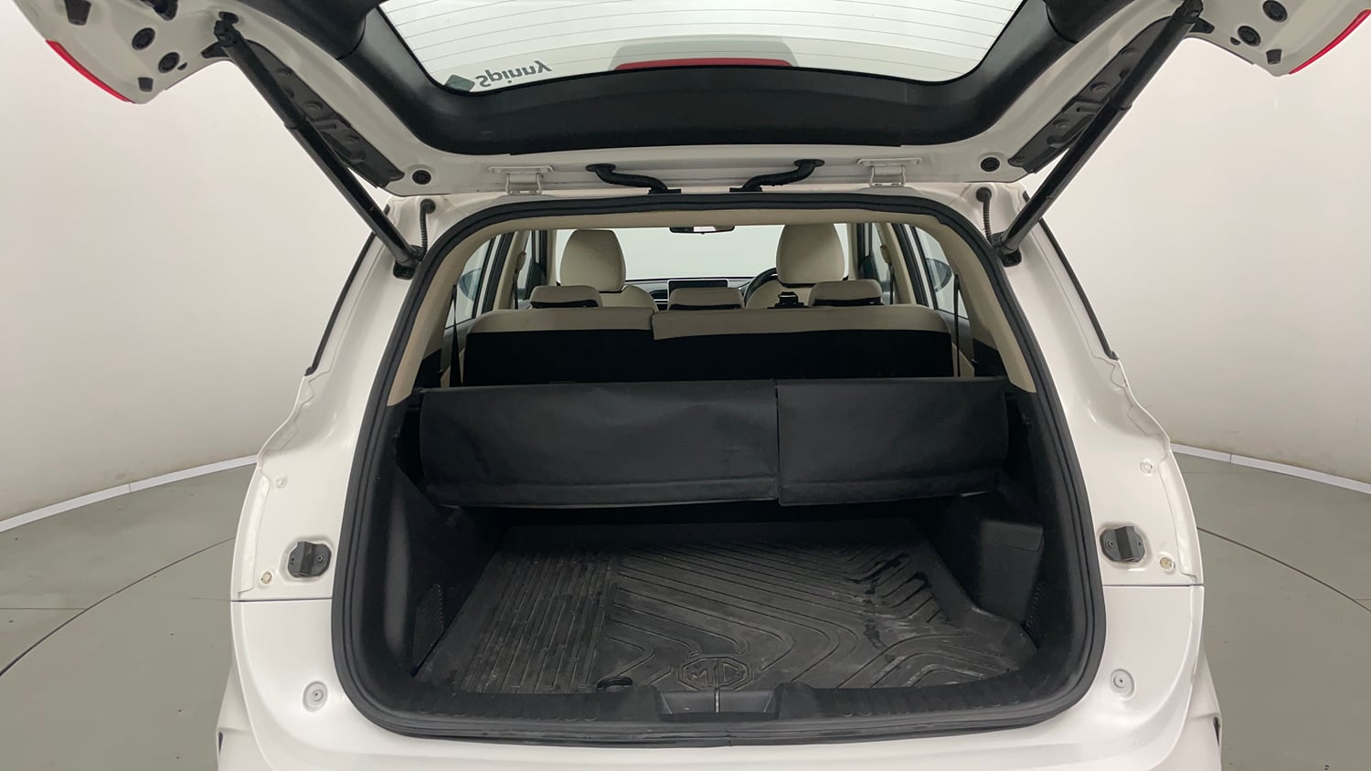 Used 2024 MG Motors Hector Sharp Pro 1.5 Turbo CVT Petrol Automatic interior DICKY INSIDE VIEW