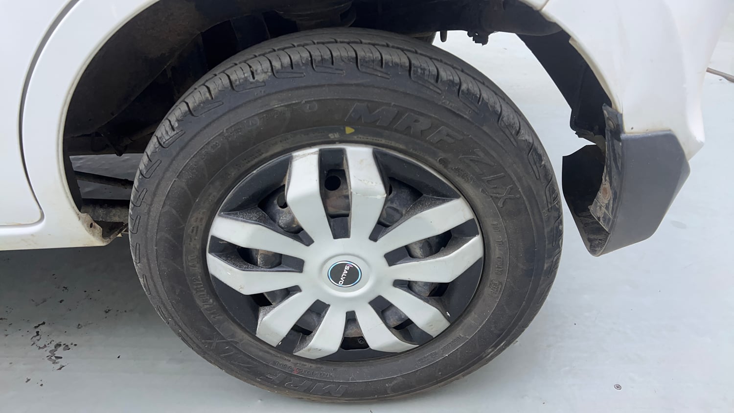 Used 2018 Maruti Suzuki Alto 800 LXi Petrol Manual tyres LEFT REAR TYRE RIM VIEW