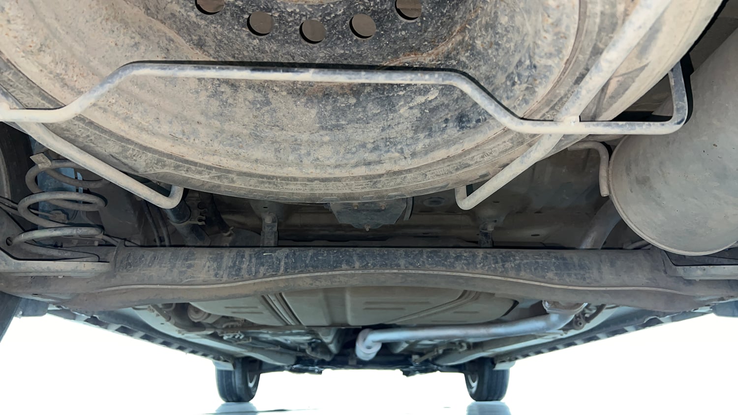 Used 2021 Maruti Suzuki XL6 Zeta MT Petrol Petrol Manual extra REAR UNDERBODY VIEW (TAKEN FROM REAR)
