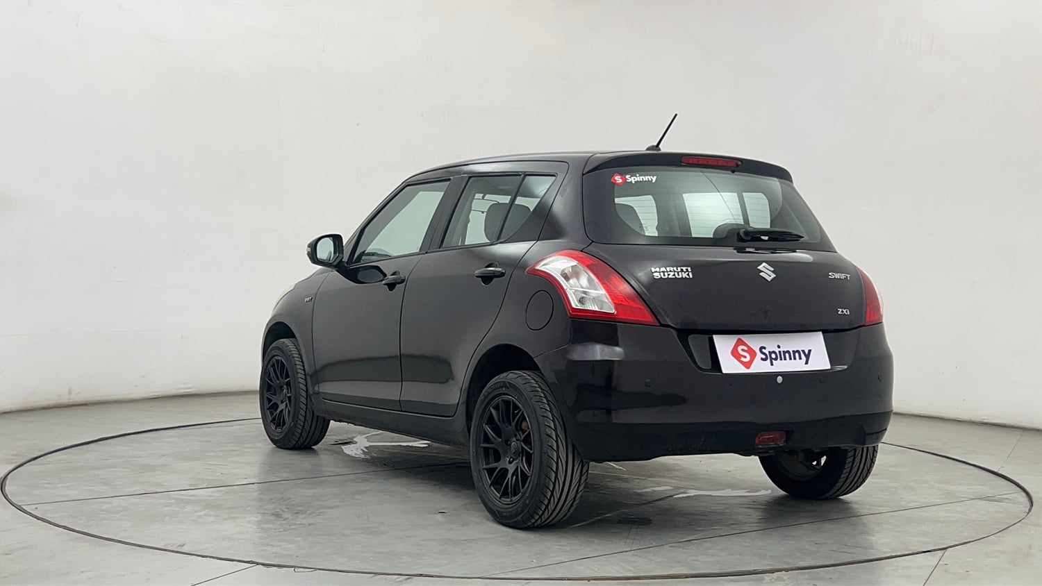 Used 2016 Maruti Suzuki Swift ZXi Petrol Manual exterior LEFT REAR CORNER VIEW