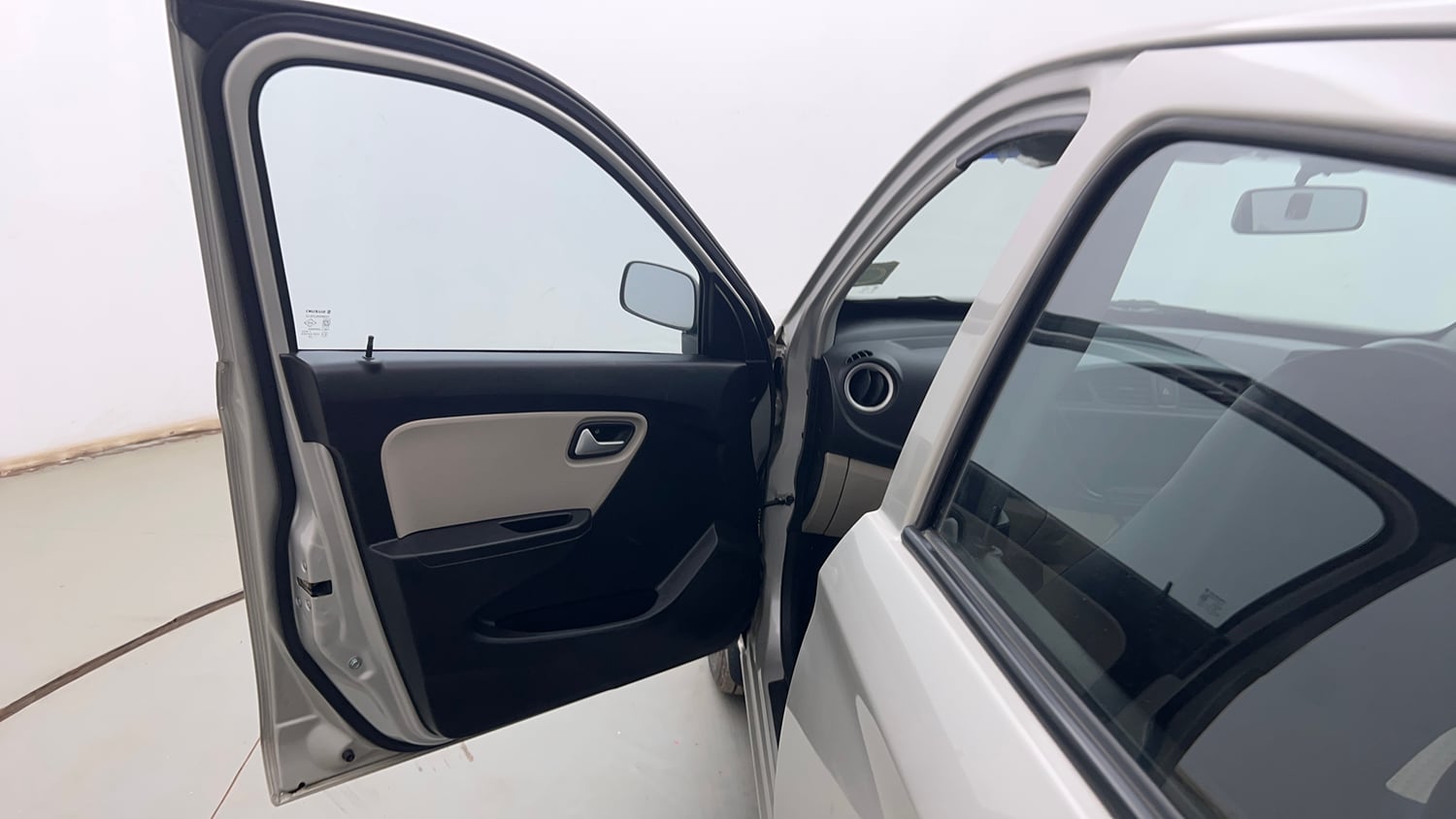 Used 2020 Maruti Suzuki Alto 800 LXi Petrol Manual interior LEFT FRONT DOOR OPEN VIEW