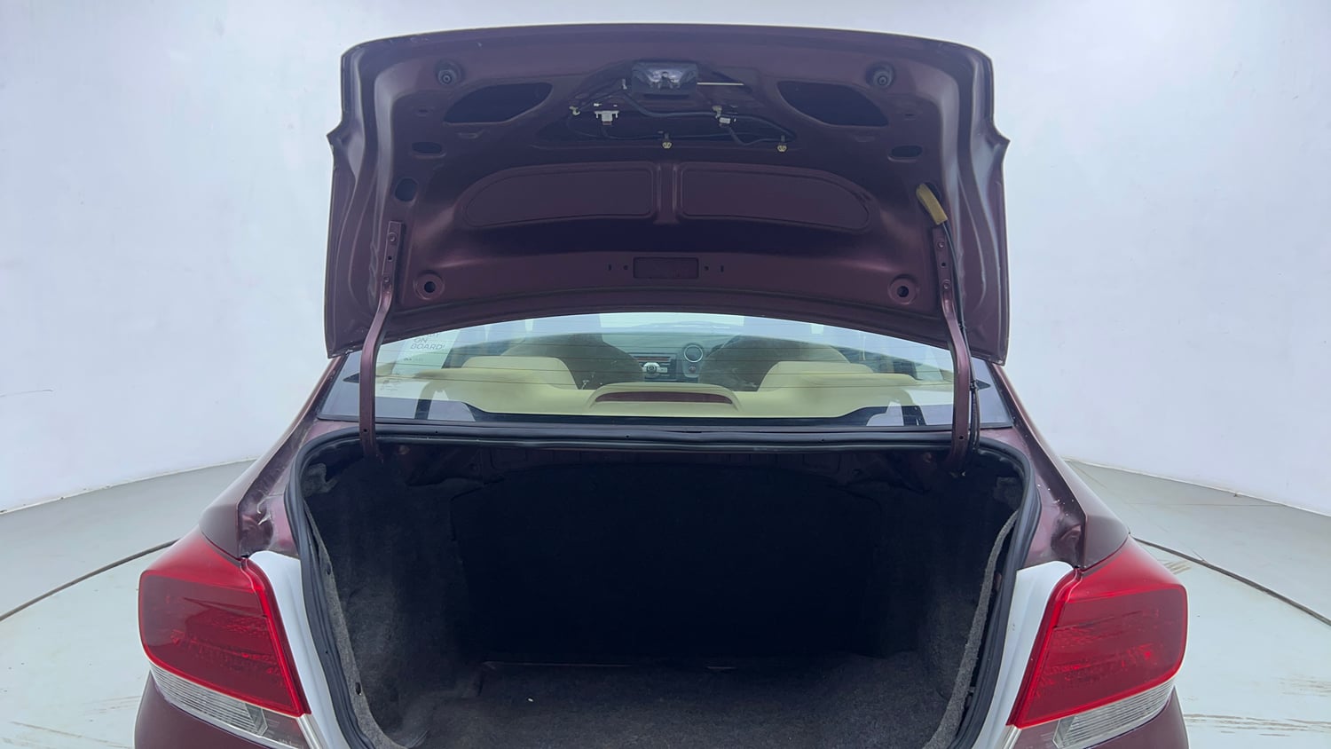 Used 2016 Honda Amaze 1.2 VX AT i-VTEC Petrol Automatic interior DICKY DOOR OPEN VIEW