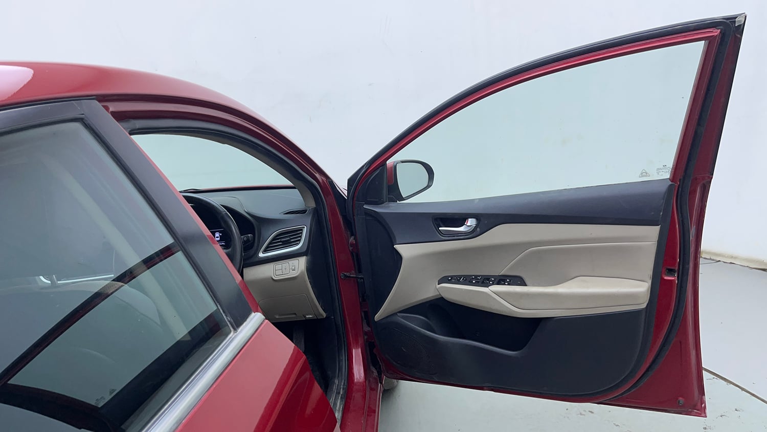 Used 2018 Hyundai Verna SX (O) 1.6 VTVT AT Petrol Automatic interior RIGHT FRONT DOOR OPEN VIEW