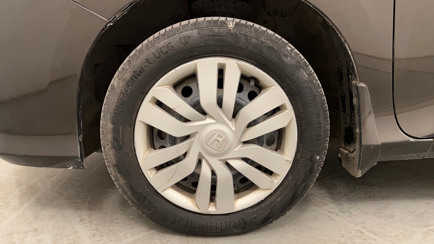 Used 2016 Honda City SV CVT Petrol Automatic tyres LEFT FRONT TYRE RIM VIEW