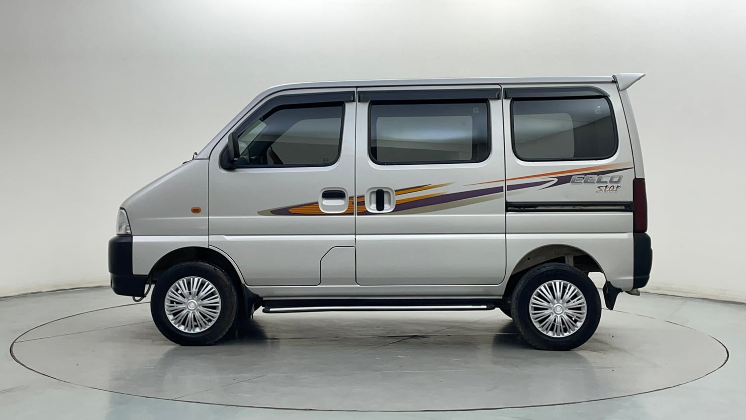 Used 2025 Maruti Suzuki Eeco 5 STR AC Petrol Manual exterior LEFT SIDE VIEW