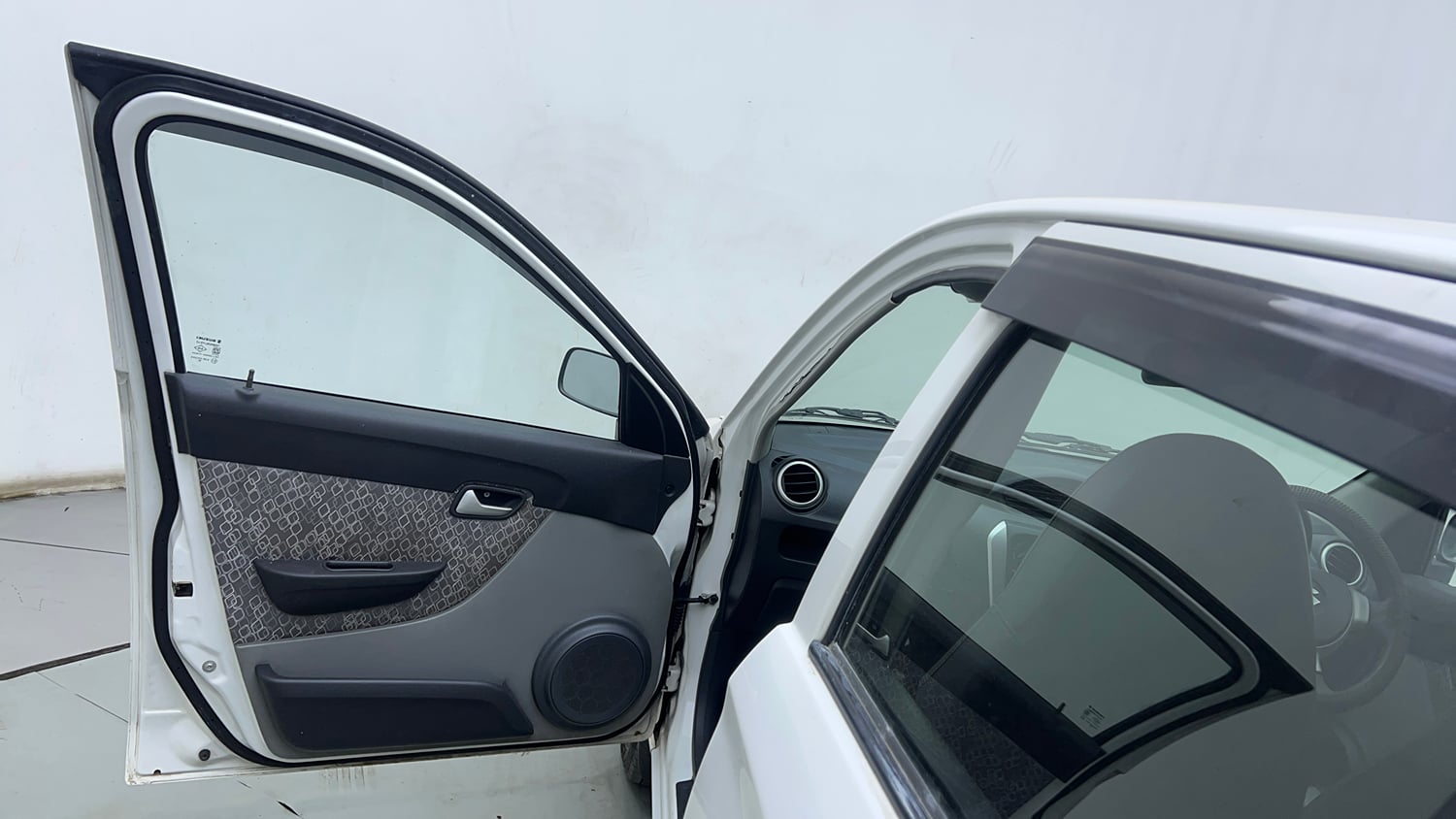 Used 2018 Maruti Suzuki Alto 800 LXi Petrol Manual interior LEFT FRONT DOOR OPEN VIEW