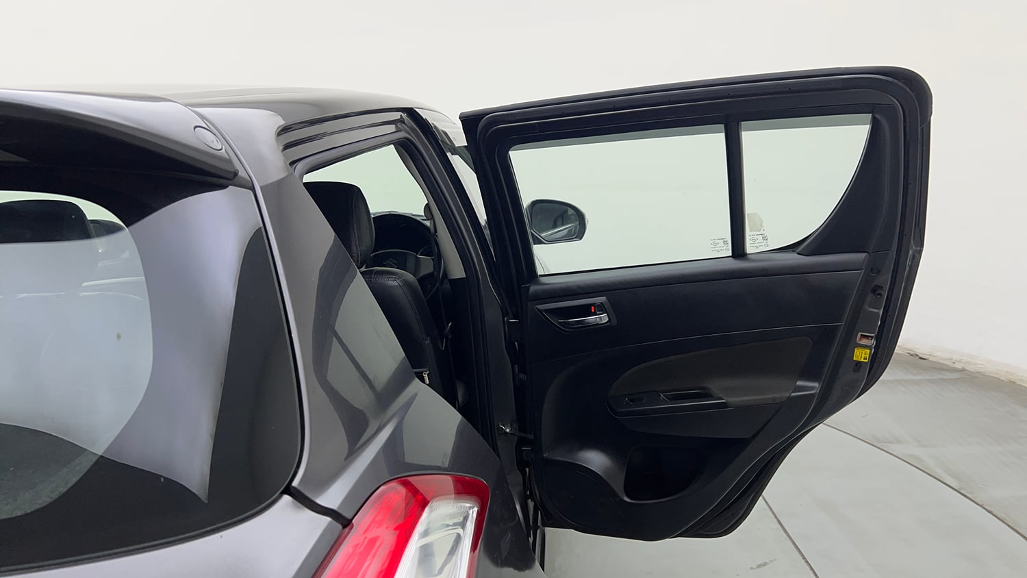 Used 2016 Maruti Suzuki Swift VXI (O) Petrol Manual interior RIGHT REAR DOOR OPEN VIEW