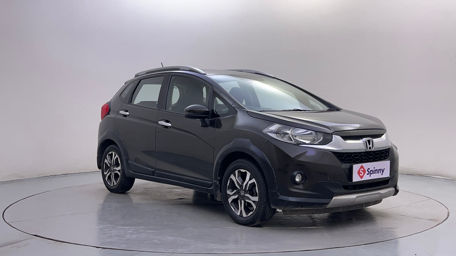 Used 2018 Honda WR-V VX MT Diesel Diesel Manual exterior RIGHT FRONT CORNER VIEW