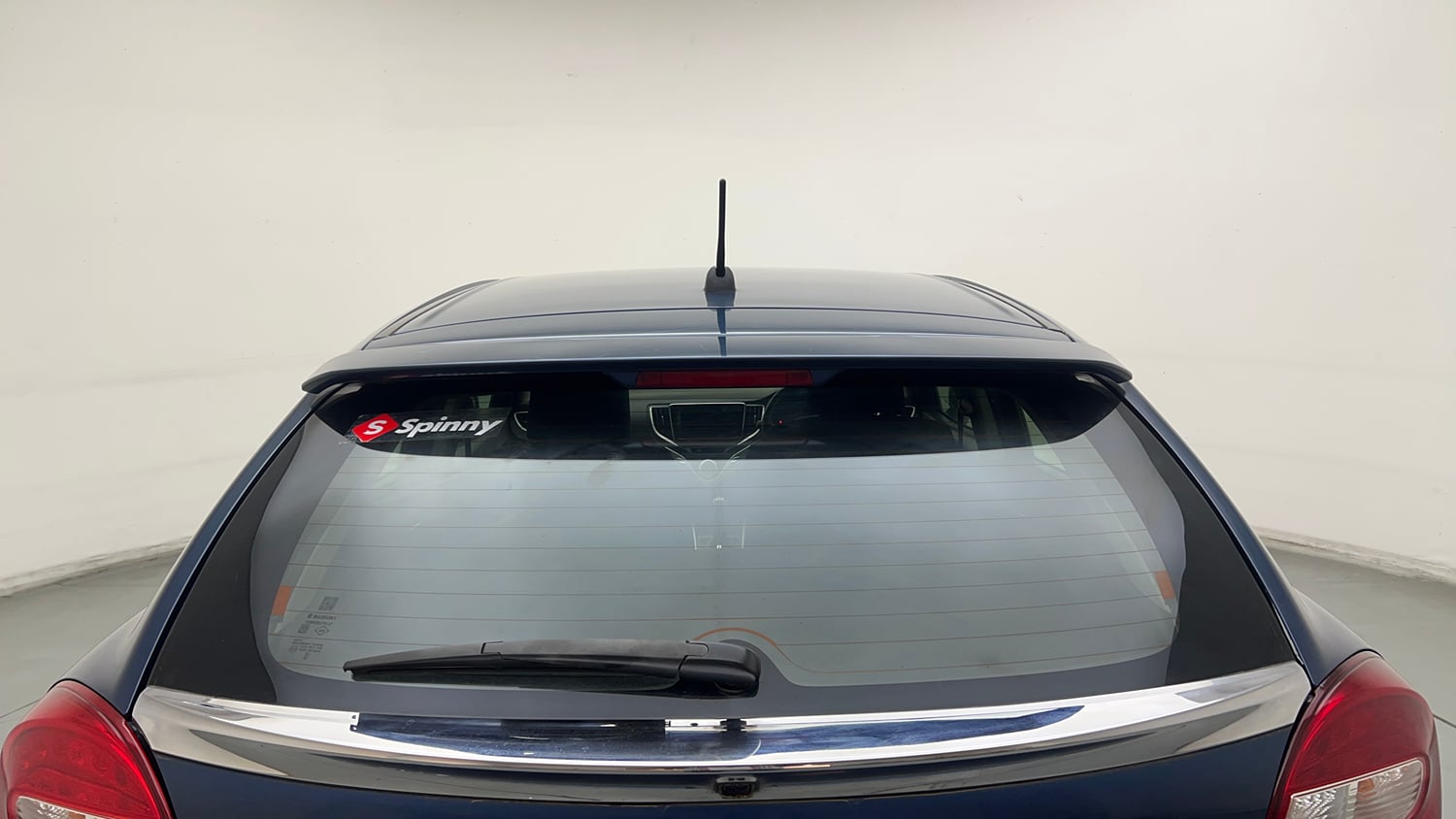 Used 2016 Maruti Suzuki Baleno Alpha 1.2 Petrol Manual exterior BACK WINDSHIELD VIEW